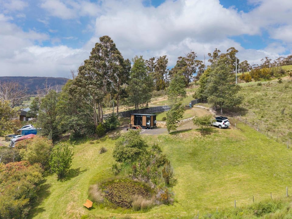 Cygnet Valley Hideaway by Tiny Away House in Cygnet