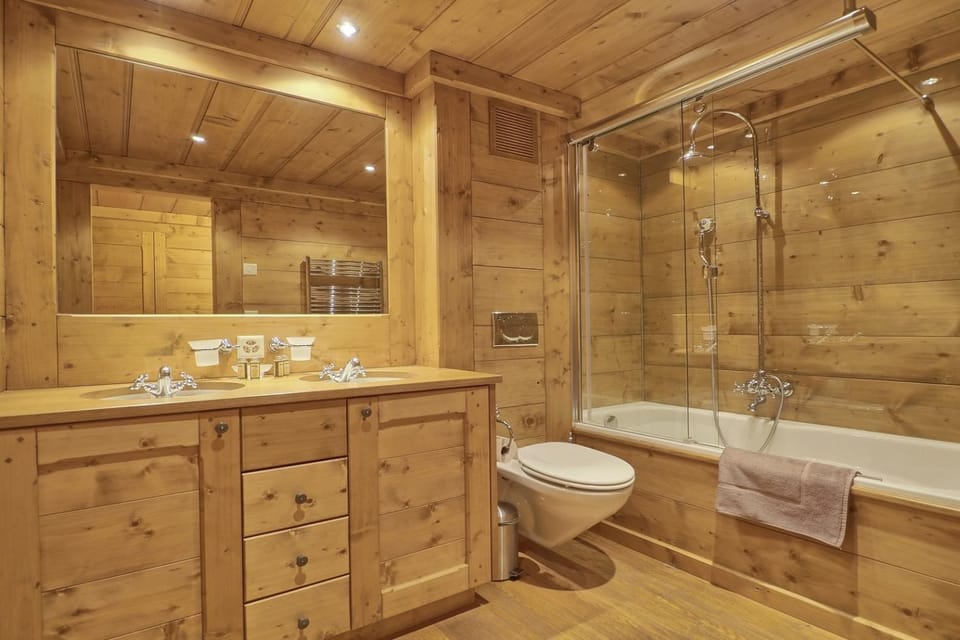 Shower, Toilet, Bathroom, Bath