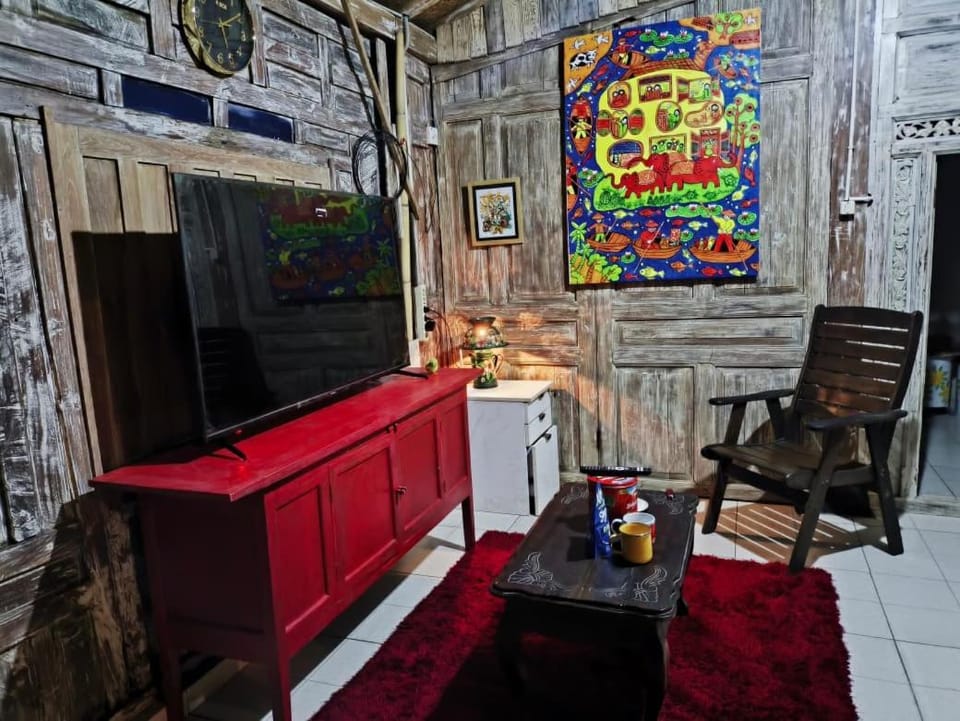 Communal lounge/ TV room, Living room, Seating area