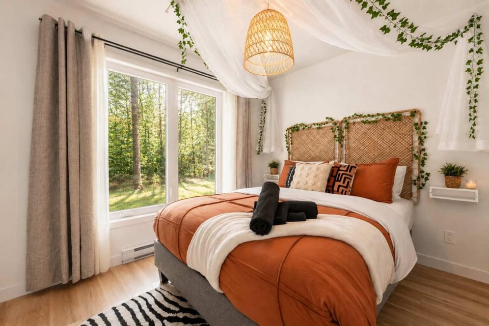 Condo with spa - Le Safari Nordik Apartment in Quebec