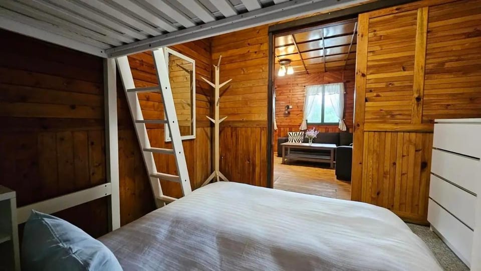 Chata Na Břehu House in Czechia
