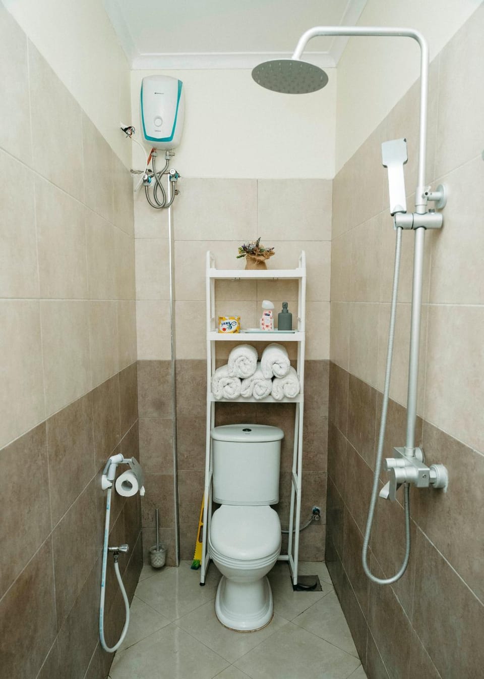 Ma-xels Home Couple's Suite Bed and Breakfast in City of Dar es Salaam