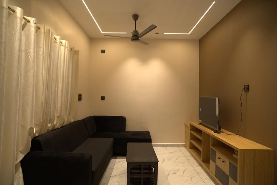 Communal lounge/ TV room, TV and multimedia, Living room