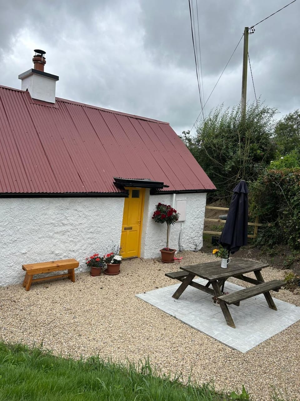 Property building, Garden, Balcony/Terrace