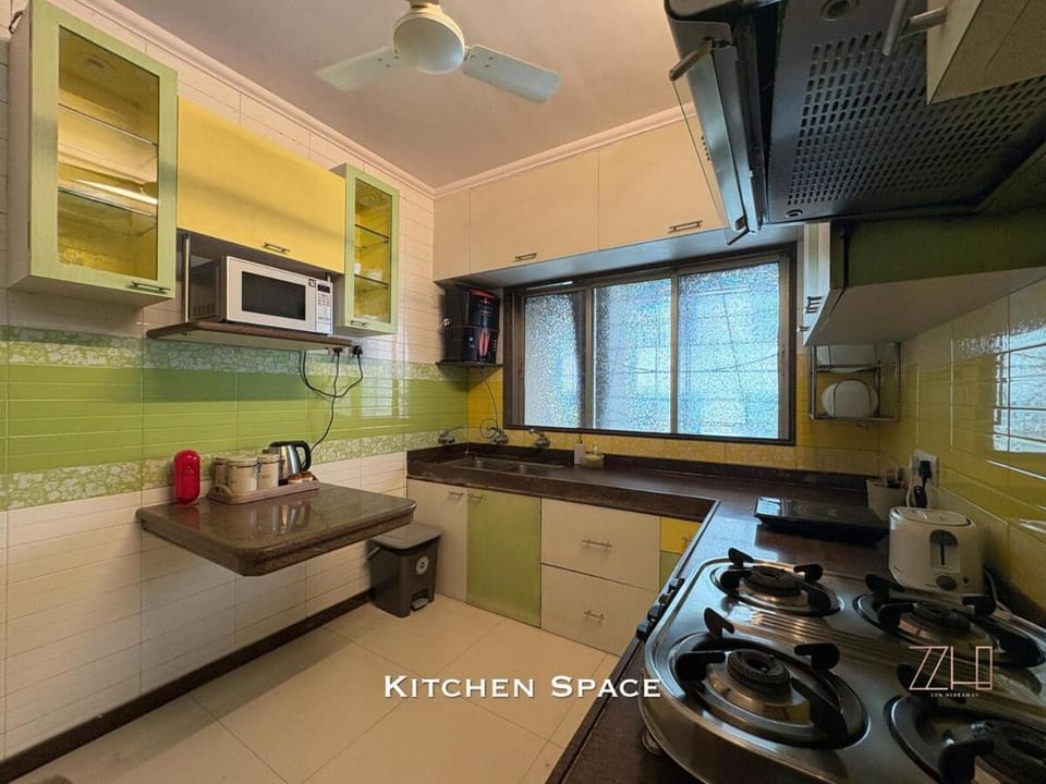The Patio Room Apartment in Mumbai