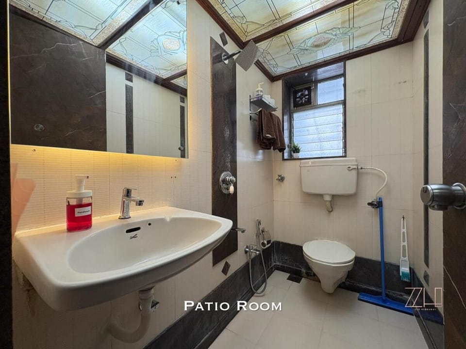 The Patio Room Apartment in Mumbai