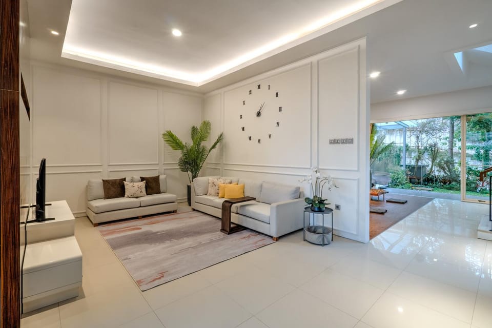 Living room, Seating area
