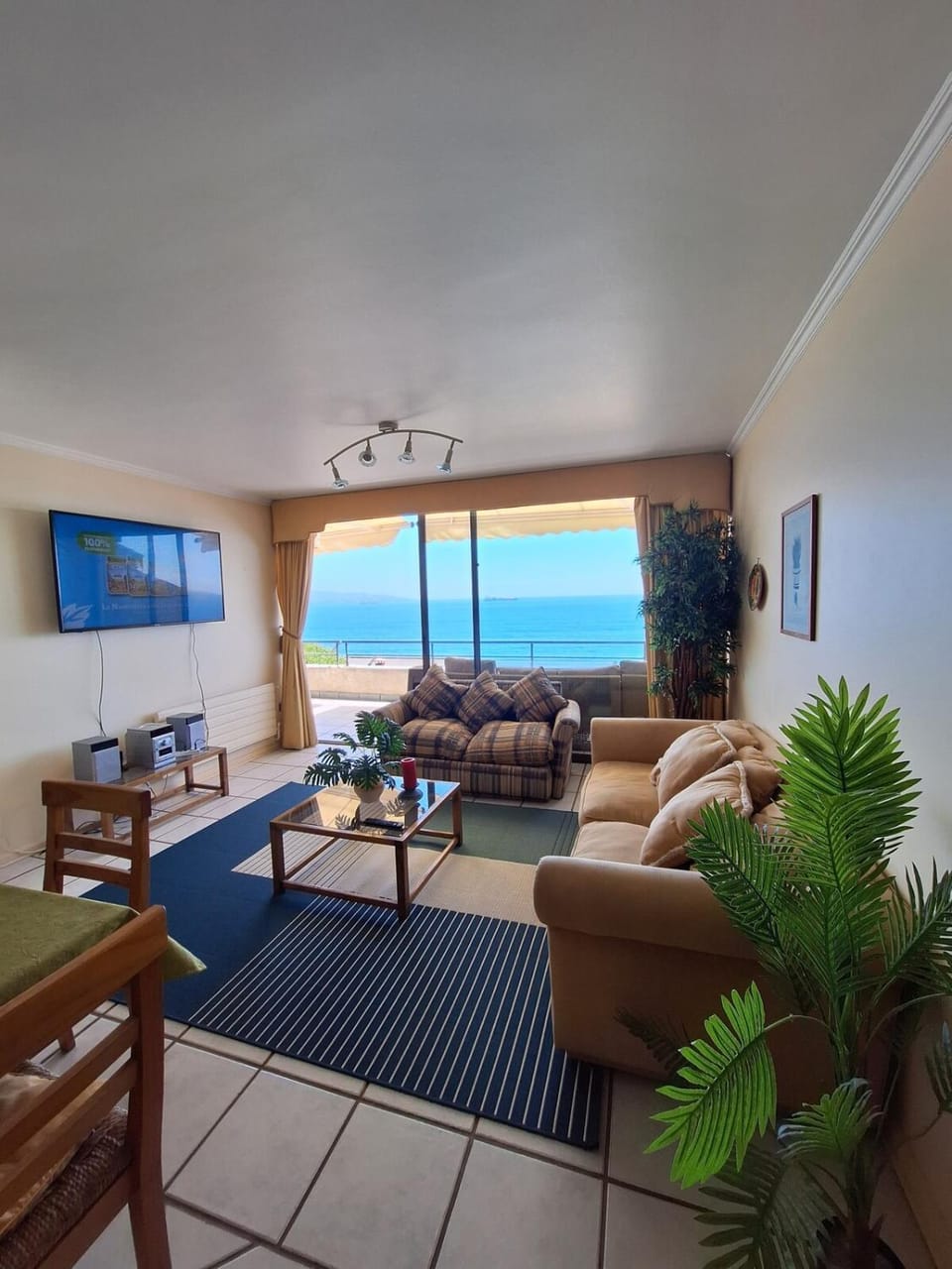 Communal lounge/ TV room, View (from property/room), Living room