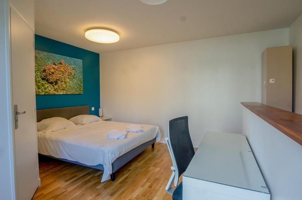 Cosy Smart and Modern Antony Centre Apartment in Île-de-France