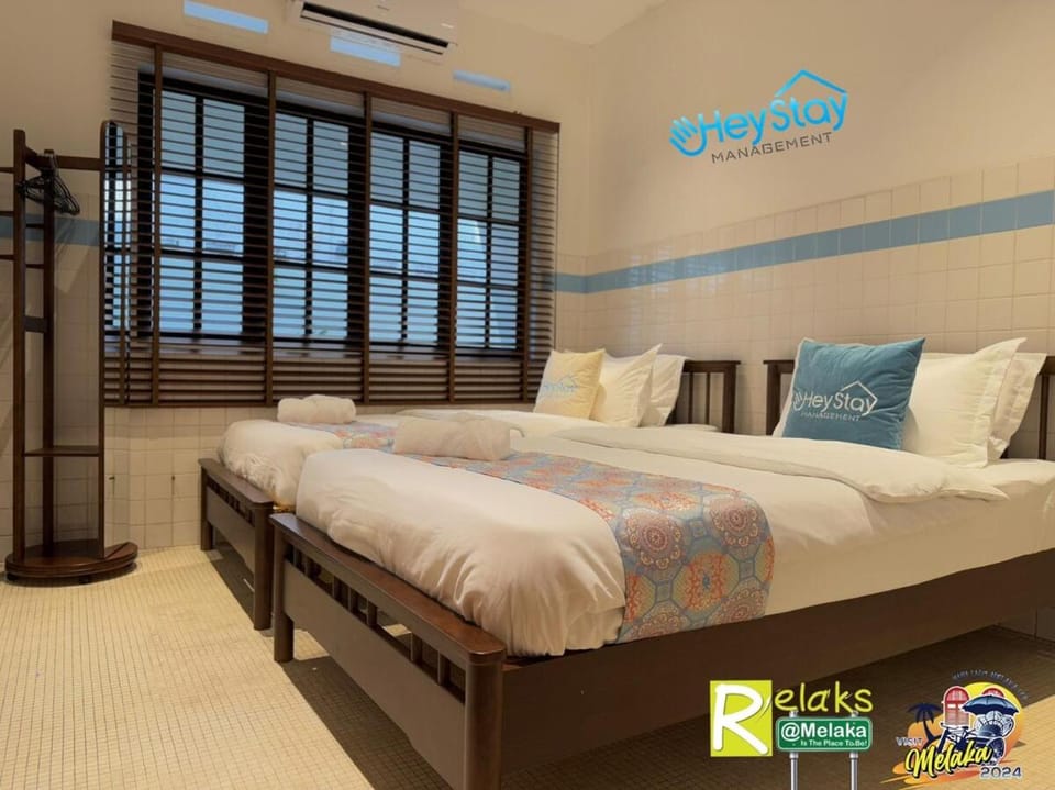 MalayaVilla 5R3B16Pax PrivatePool Karaok PlayGround Villa in Pahang, Malaysia