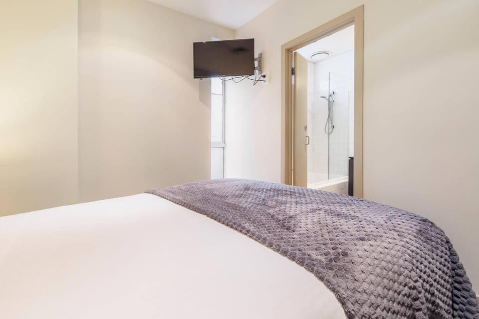 TV and multimedia, Other, Bedroom