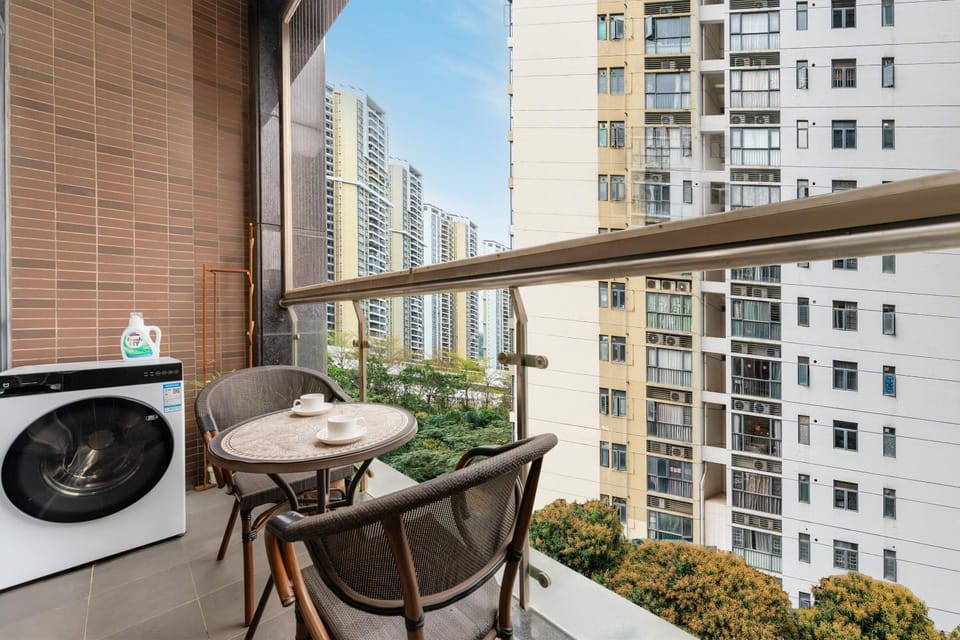 Balcony/Terrace, City view