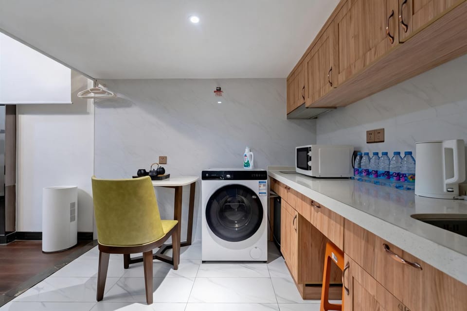 Coffee/tea facilities, Kitchen or kitchenette