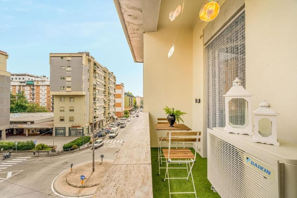 Via Veneto 333 Modern Apartment Free Parking Apartment in La Spezia