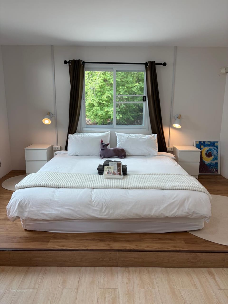 Bed, Bedroom