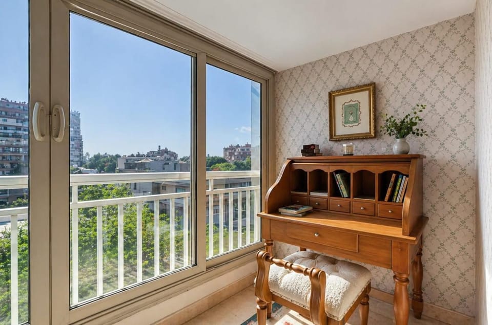 Bed, Balcony/Terrace, Photo of the whole room