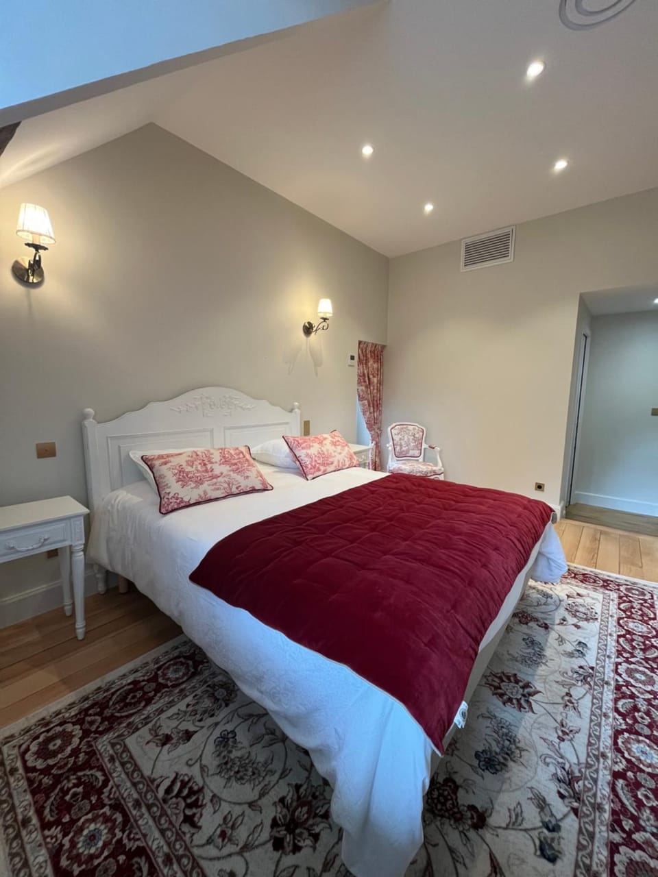 Le Clos Haton - HAUTVILLERS Bed and Breakfast in Grand Est