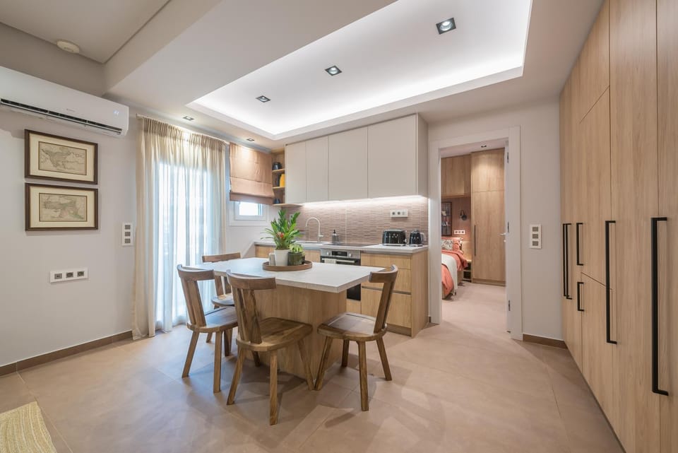 Living room, Seating area, Dining area