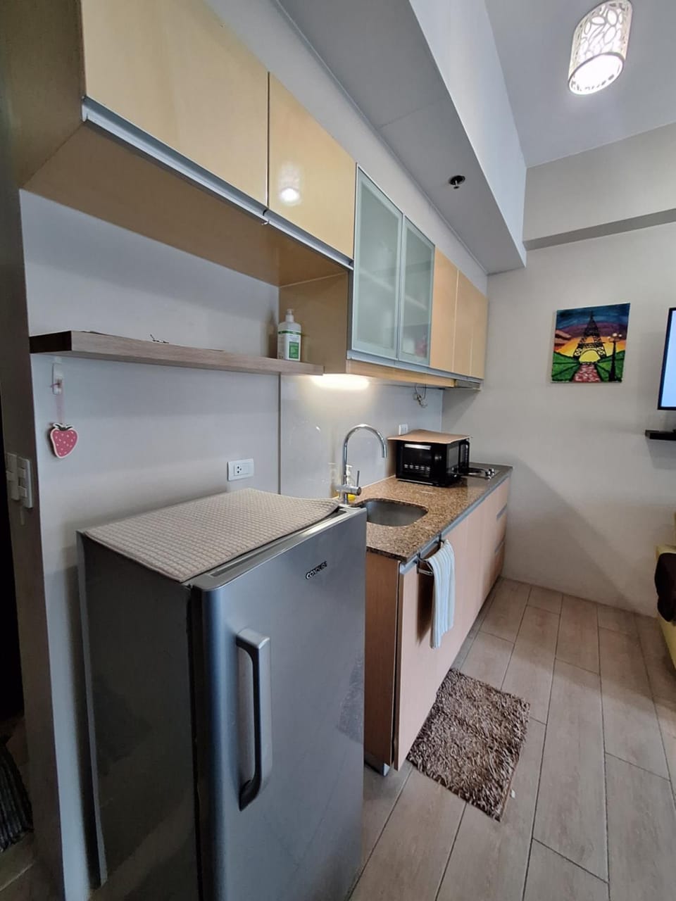 Kitchen or kitchenette, oven, stove