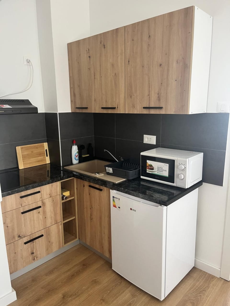 Coffee/tea facilities, Kitchen or kitchenette, microwave