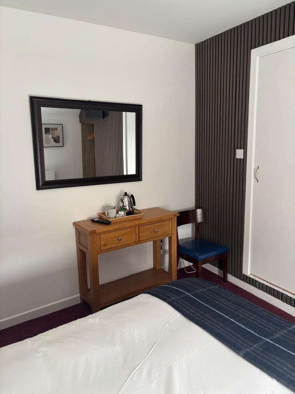 Draper Rooms Galway Bed and Breakfast in Galway