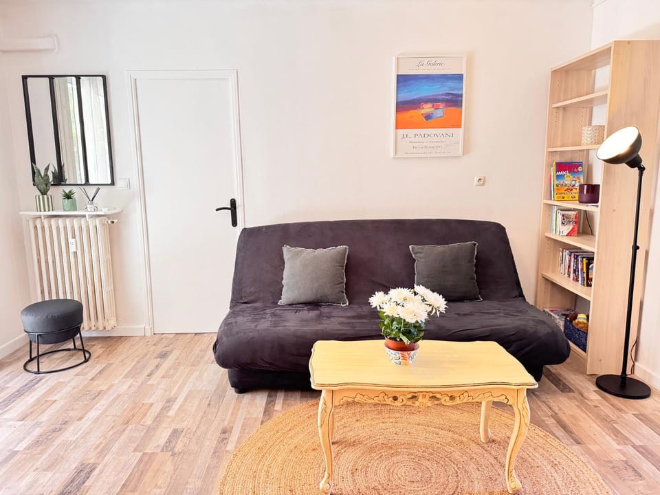 Appartement cosy entre plages et centre ville Apartment in French Riviera
