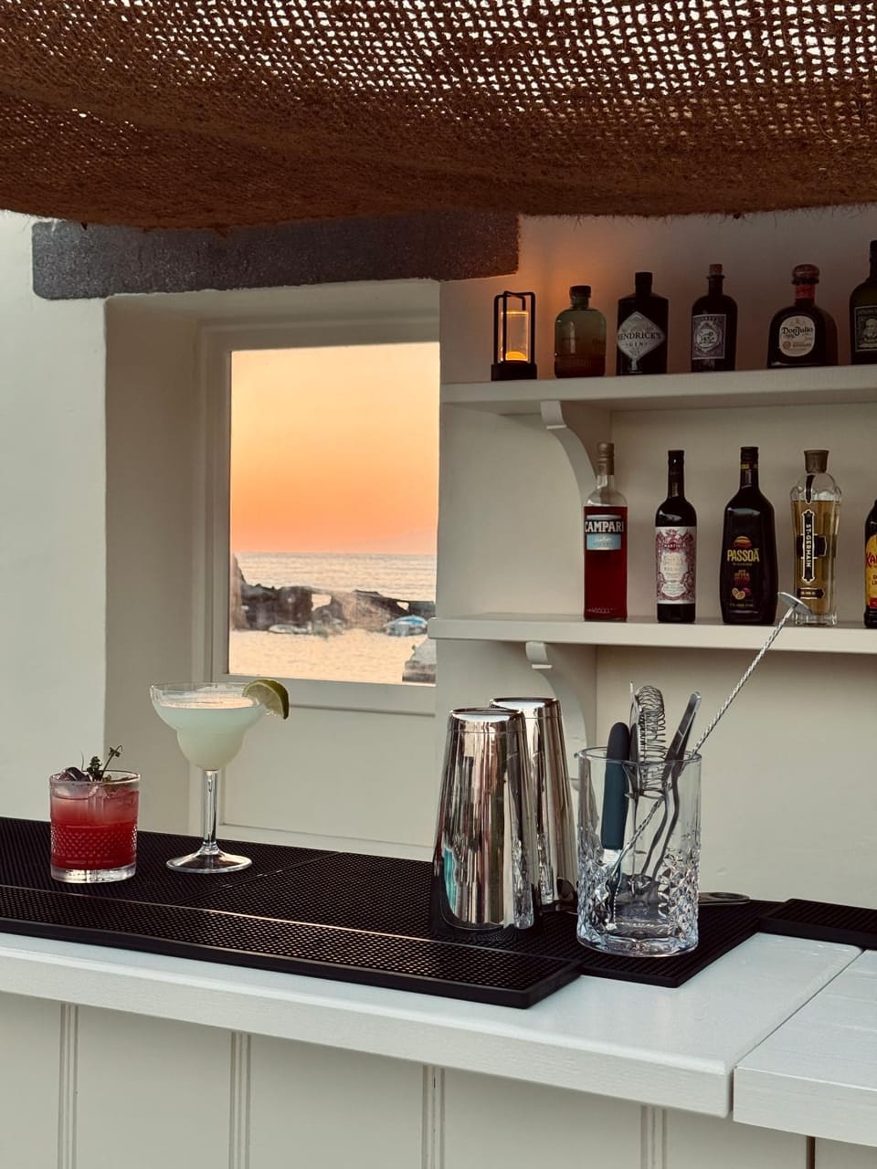 Lounge or bar, Drinks