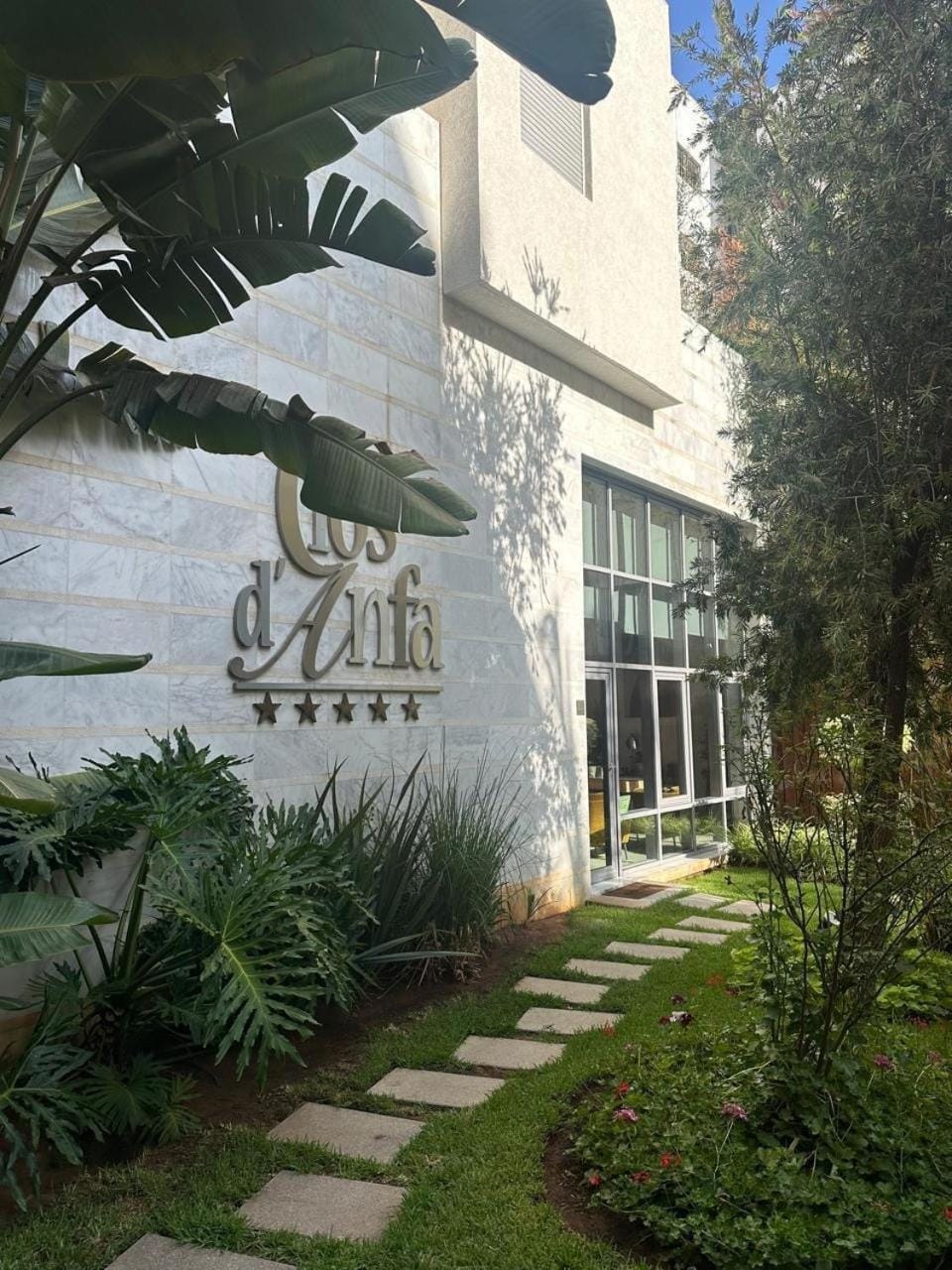 Property building, Garden