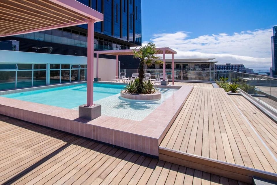 Serene Studio at The Rose Apartment in Cape Town