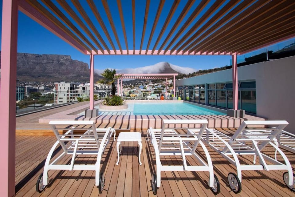 Serene Studio at The Rose Apartment in Cape Town