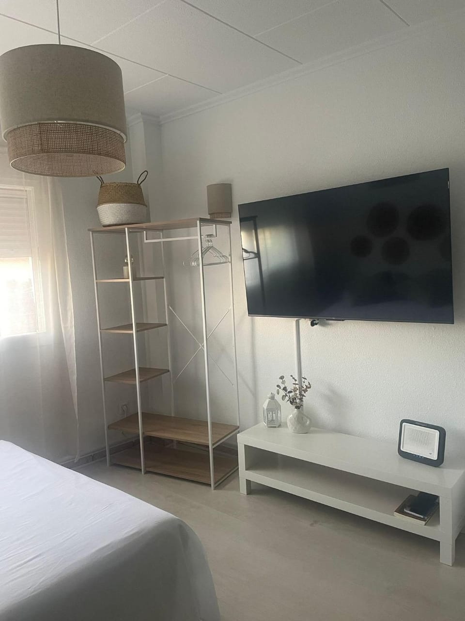 TV and multimedia, Photo of the whole room