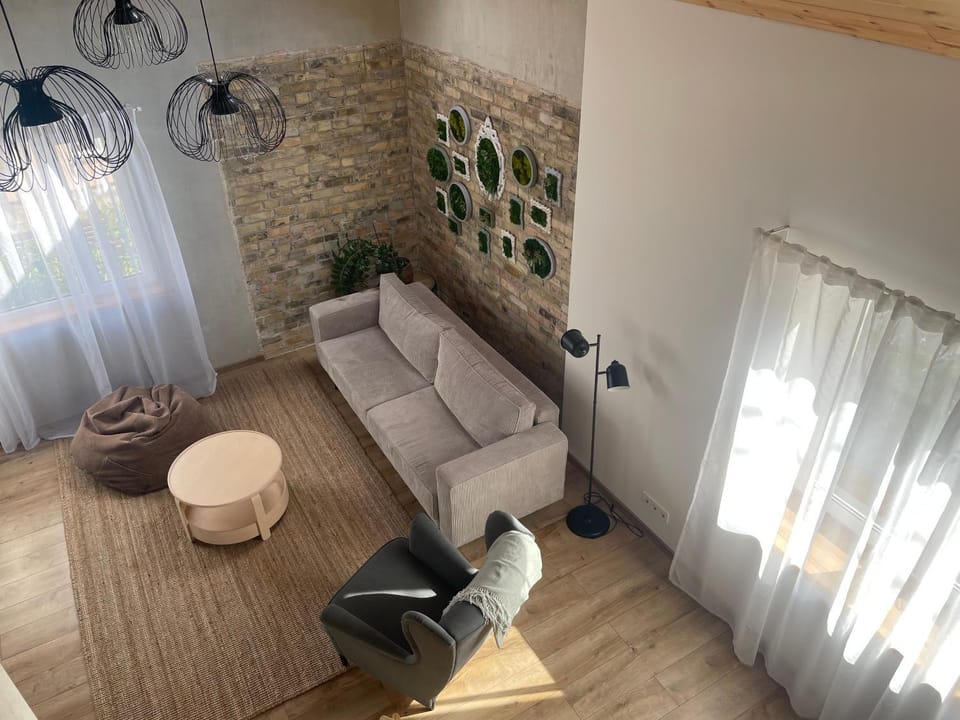 Living room, Seating area, internet