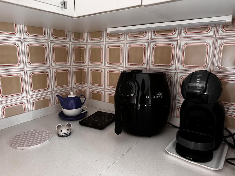 Coffee/tea facilities, Kitchen or kitchenette