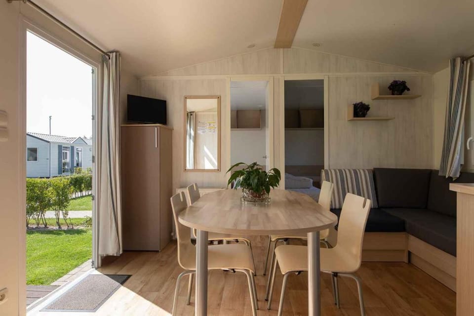 Vakantiepark Klein Strand - Comfort Chalet 4p H Chalet in Flanders