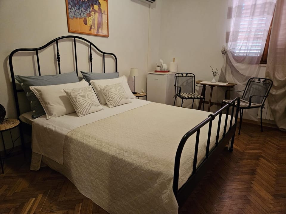 Room with swimming pool Gorana Bed and Breakfast in Split-Dalmatia County
