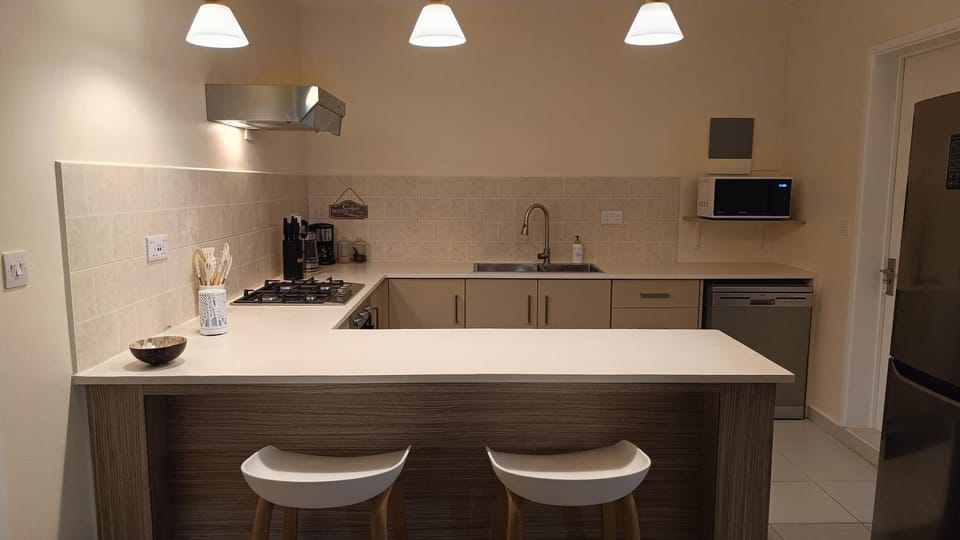 Night, Seating area, kitchen