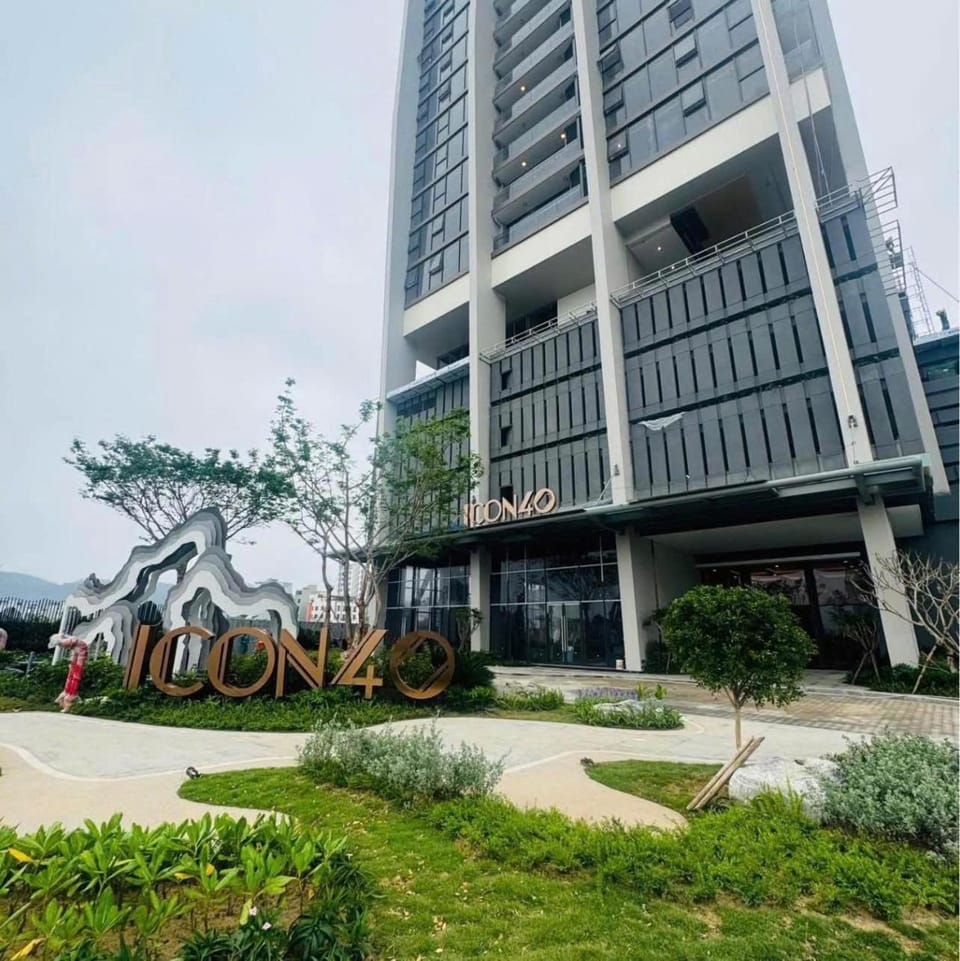 Căn hộ sang trọng Hạ Long Full tiện nghi & view biển Apartment in Vietnam