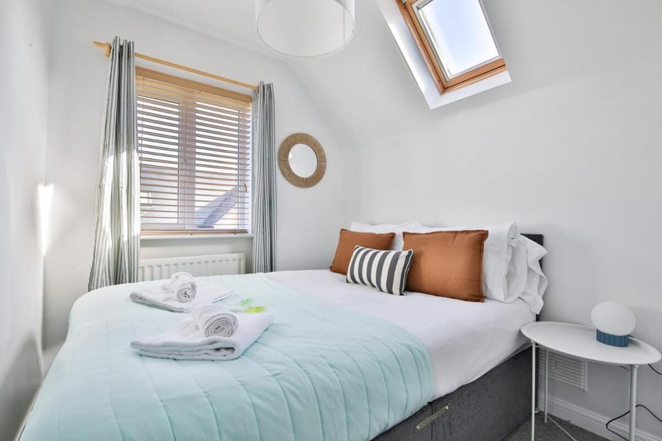 Beach Breeze – Family 2-Bed Home in Barry Bed and Breakfast in Barry