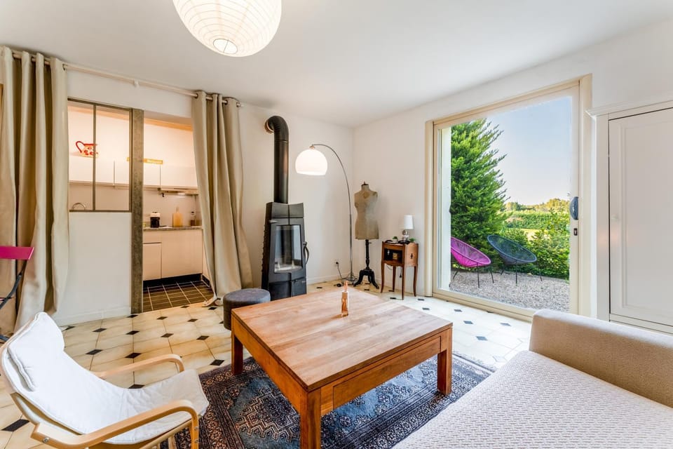 Property building, Living room