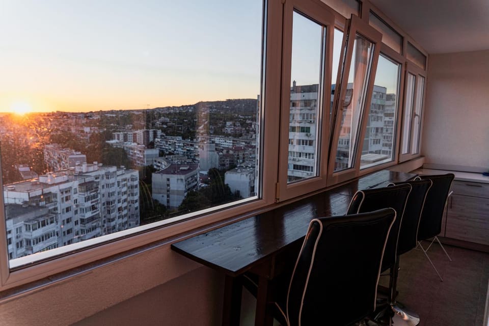 View (from property/room), Balcony/Terrace, City view, Sunset