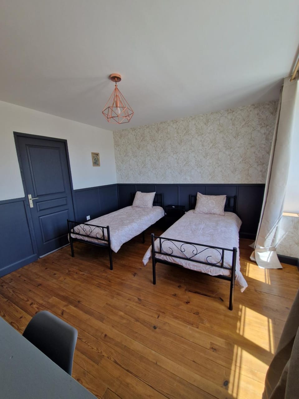 Les Murmures Desbordes Apartment in Grand Est
