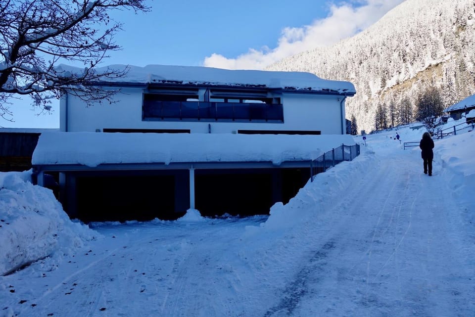 Property building, Winter