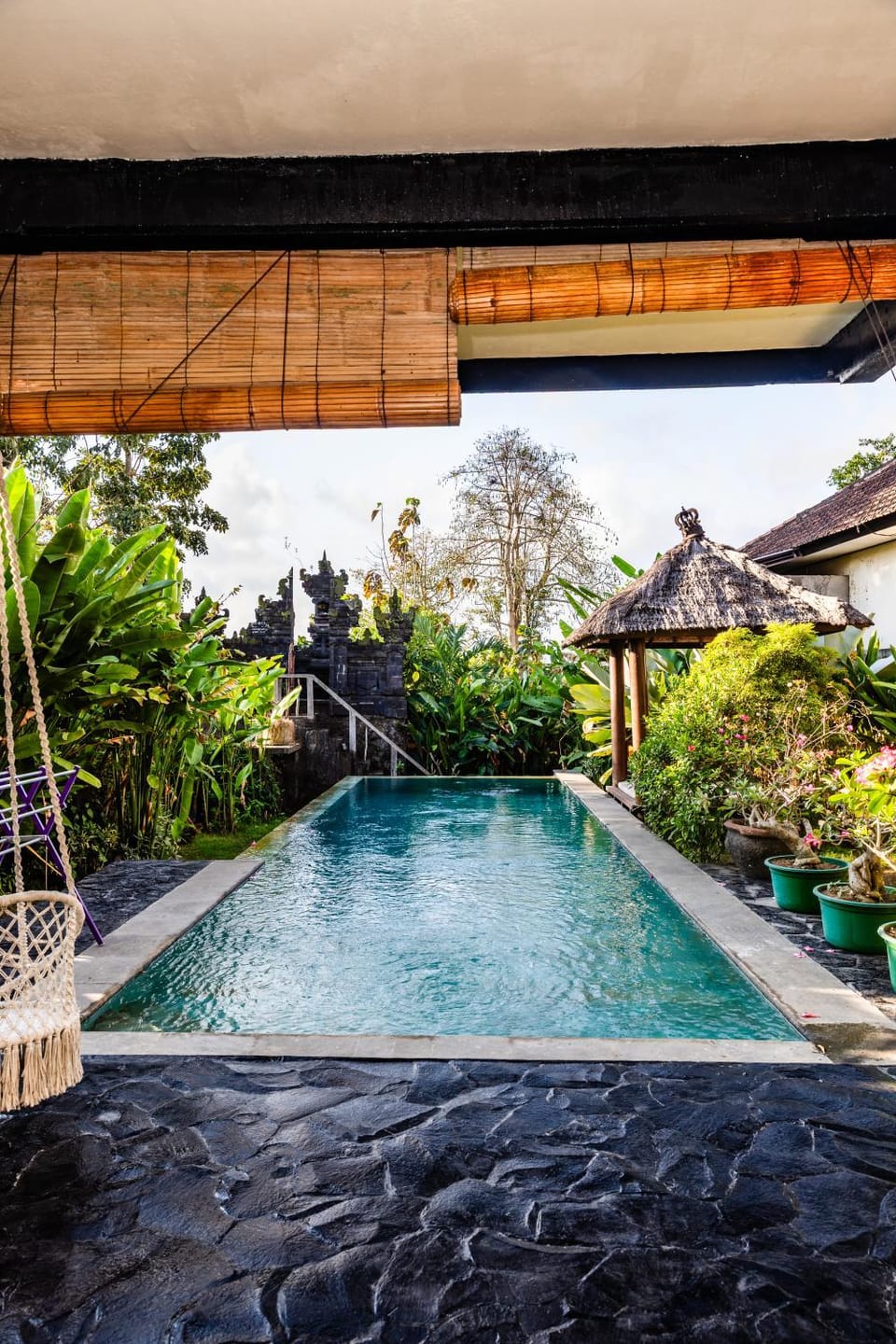 Place of worship, Garden, Swimming pool, Swimming pool