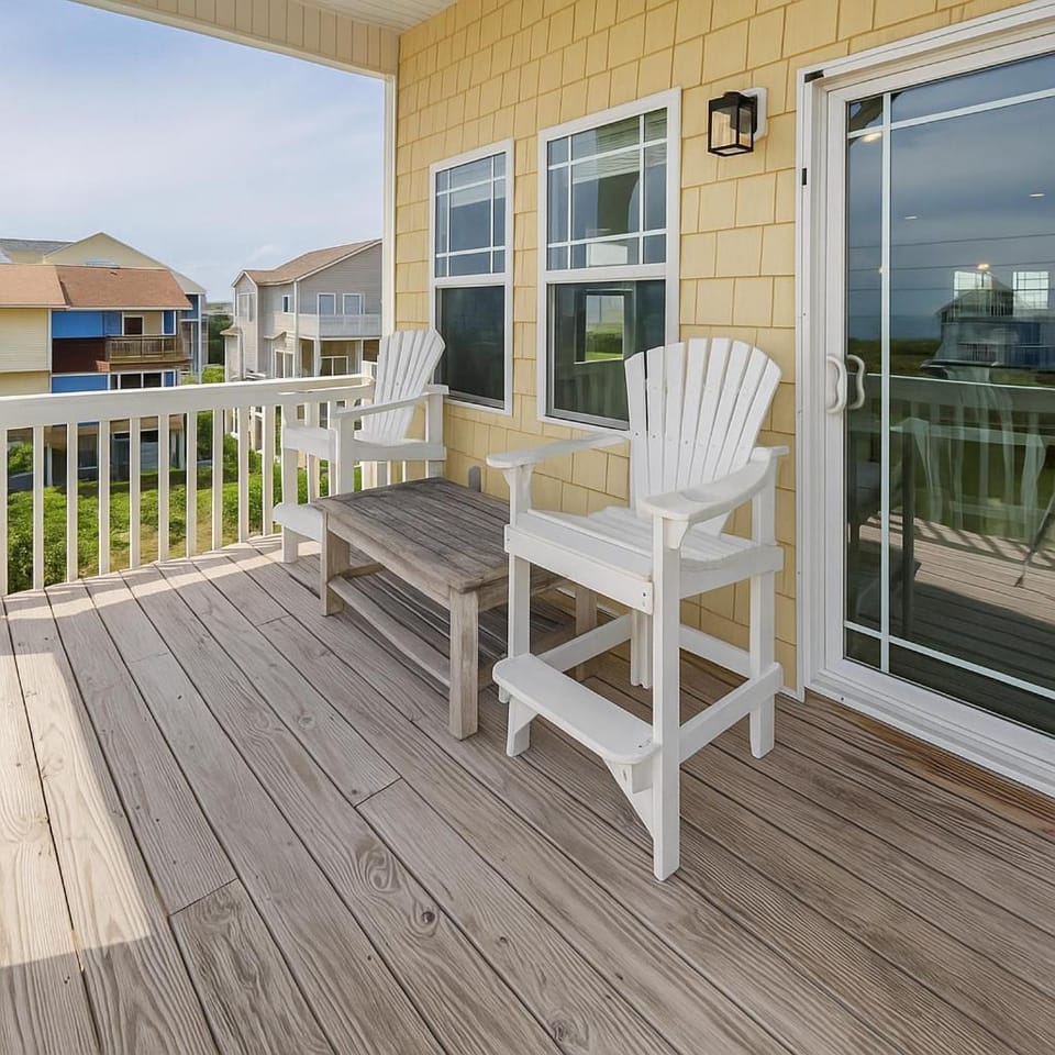 Lovin Lowe Tide House in North Topsail Beach