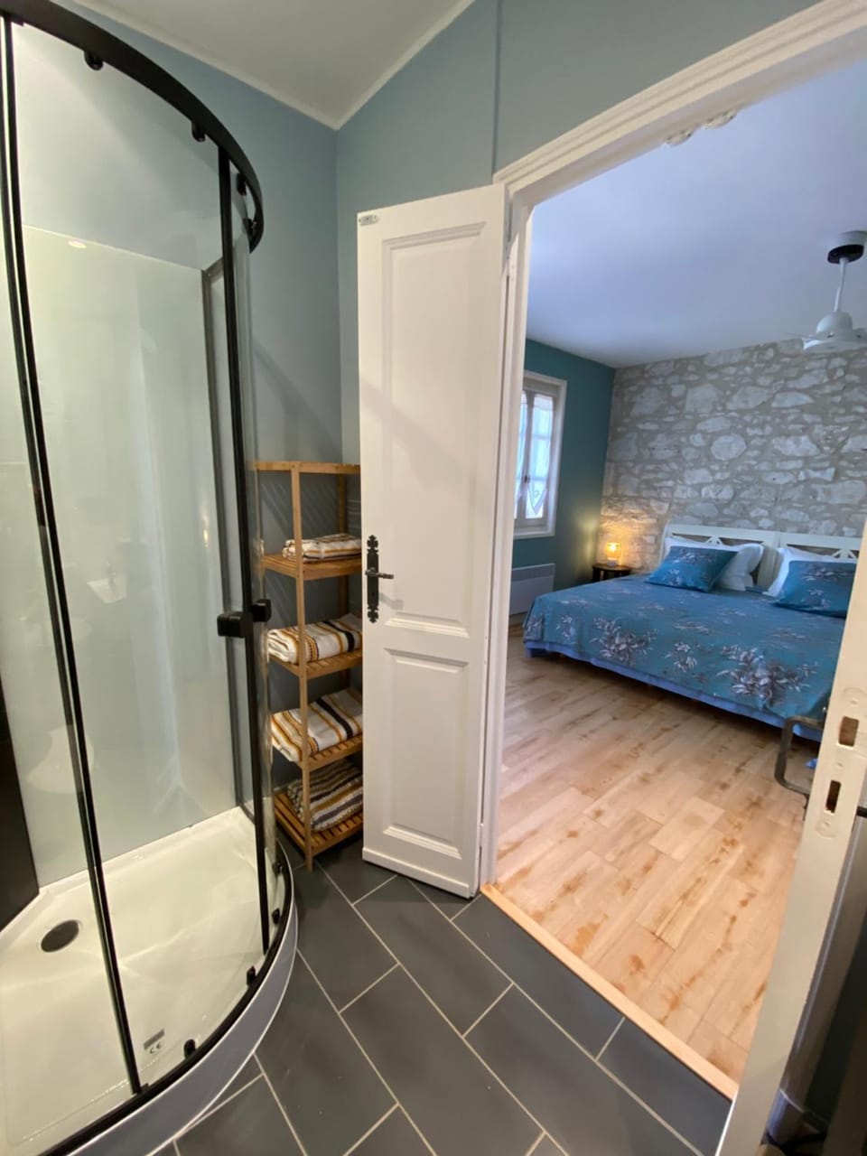 Bathroom, Bedroom