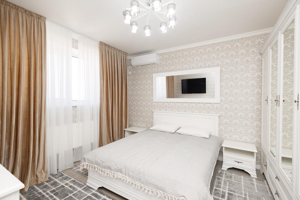 TV and multimedia, Bedroom, internet, wardrobe