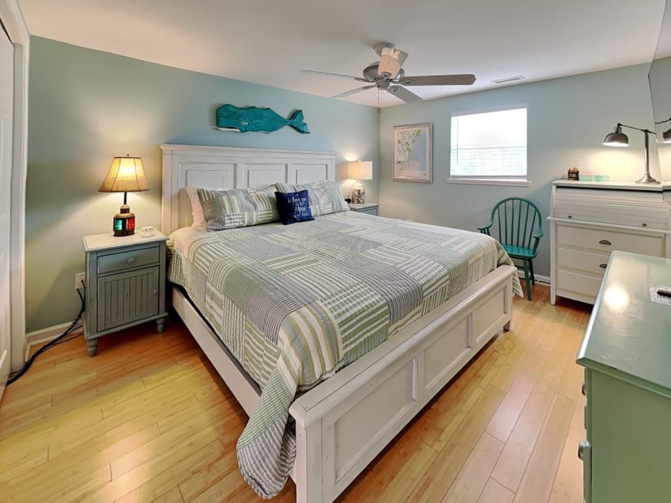 Silvery Moon House in Carolina Beach