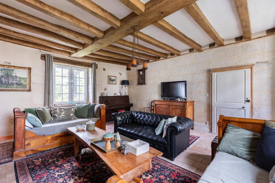 Property building, Living room