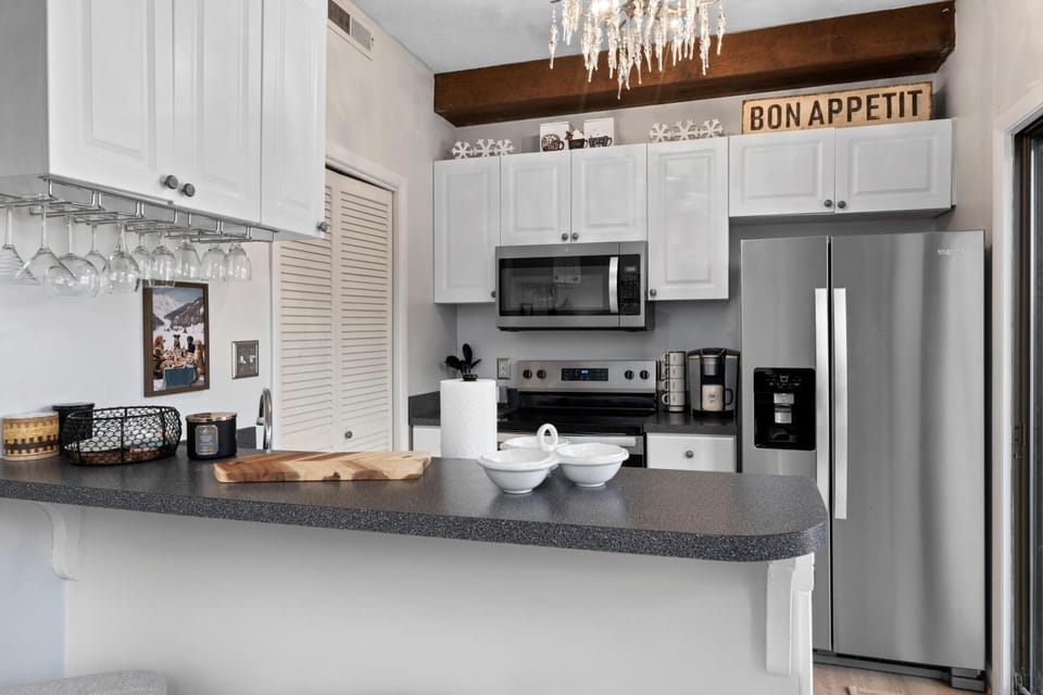 Laurelwood 48 with Wintergreen Advantage House in Massies Mill