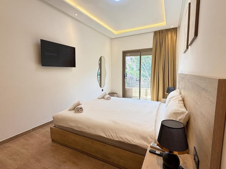 Communal lounge/ TV room, Bed, TV and multimedia, Photo of the whole room, Evening entertainment, Bedroom, towels